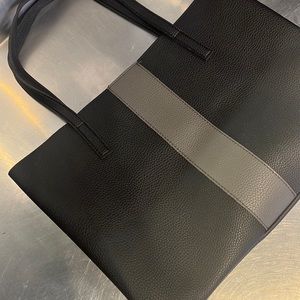 Black Vince Camuto bag